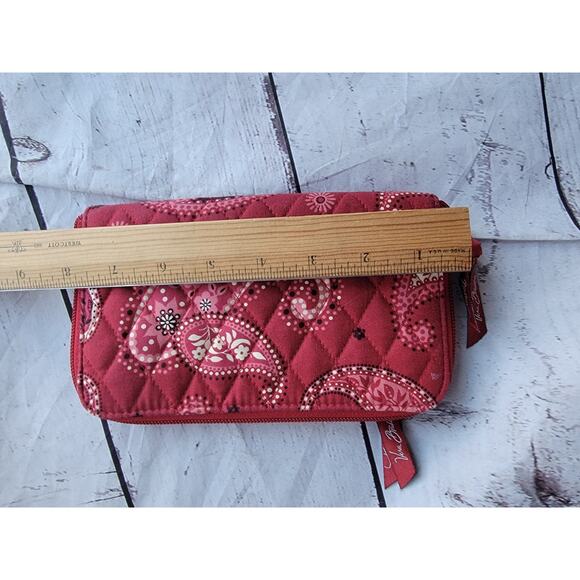 Vera Bradley Mesa Red Zip Around Wallet Wristlet - Picture 7 of 8
